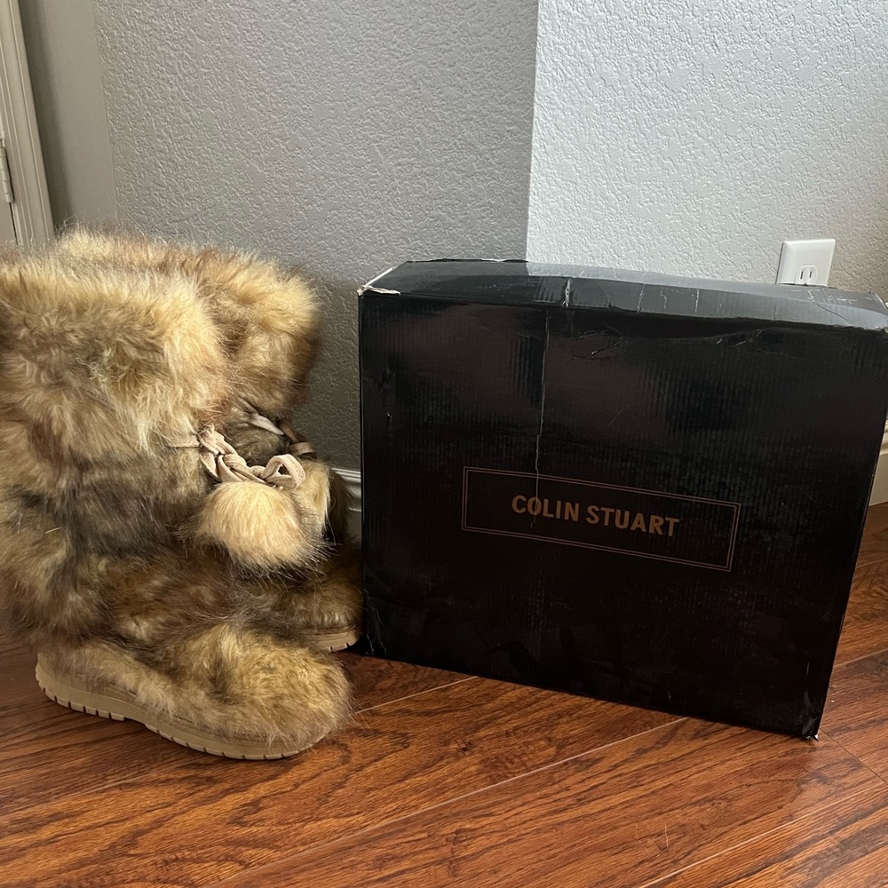 Colin Stuart faux fur boots